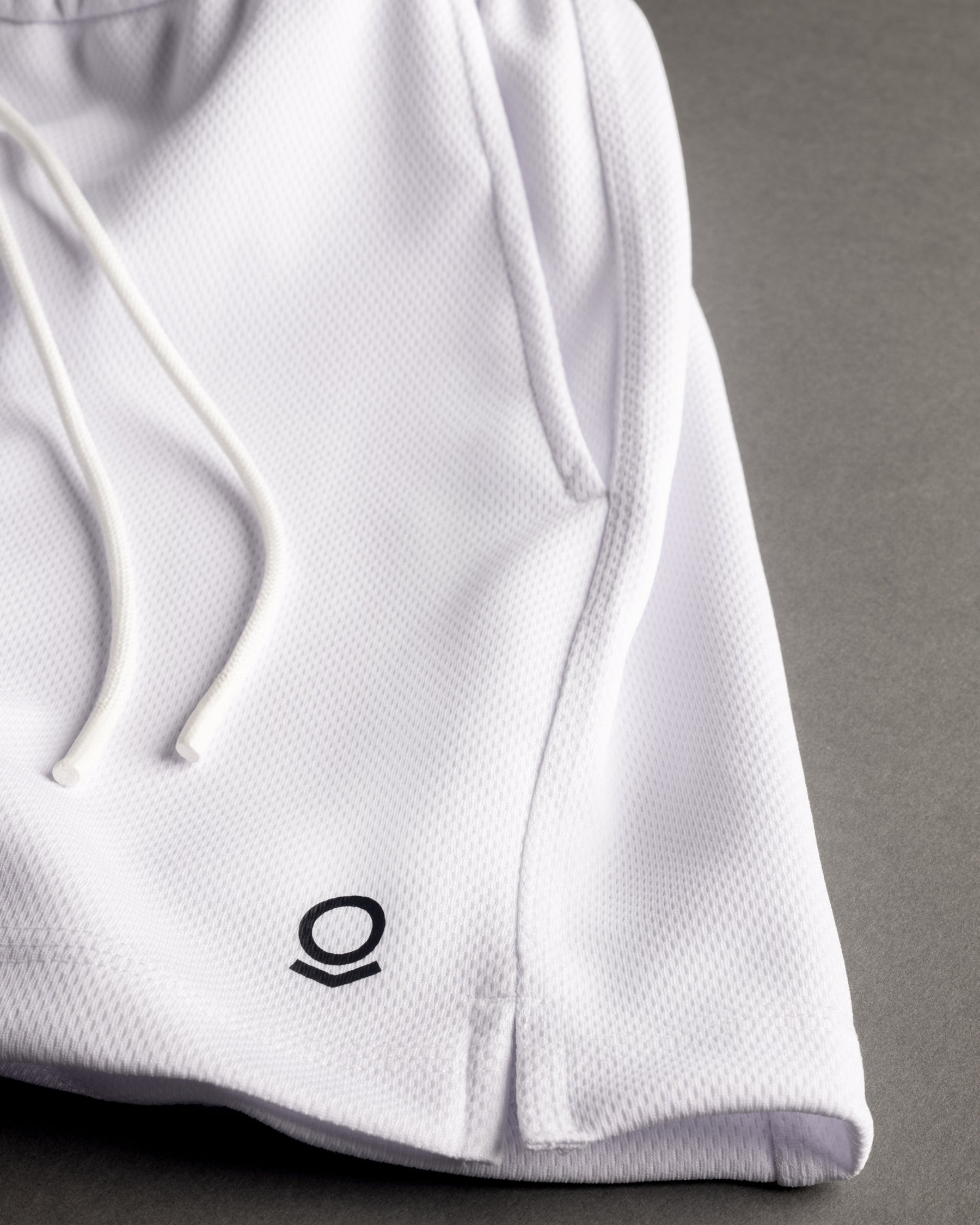 TENNIS MENS MESH SHORTS