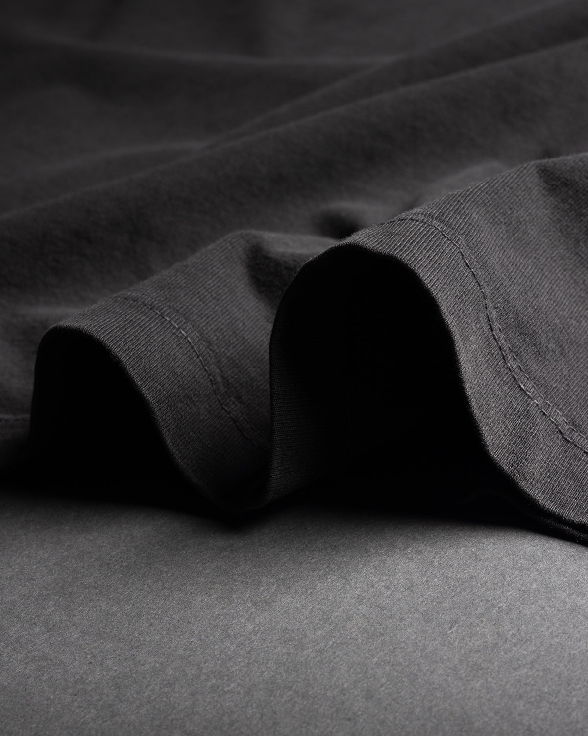 BLACK OVERDYE TONAL CHEVRON T-SHIRT